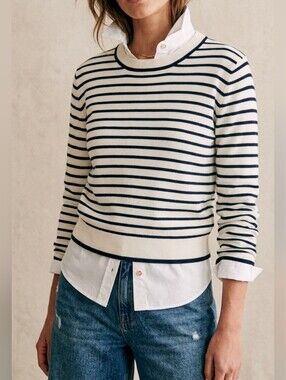 NWT Preppy Stripped Lightweight Knit Stripped Sweater Size M Stretchy Old Money
